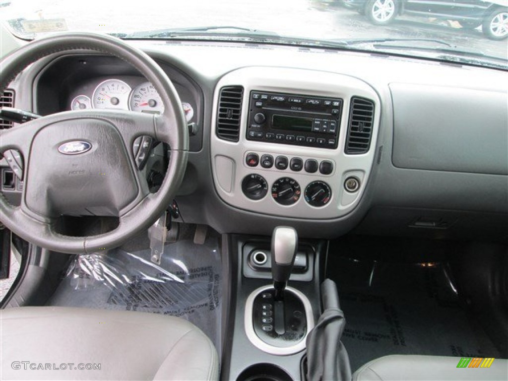 2006 Escape Hybrid - Black / Medium/Dark Flint photo #11