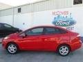 Race Red - Fiesta SE Sedan Photo No. 2