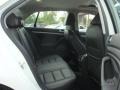 Candy White - Jetta SE Sedan Photo No. 11