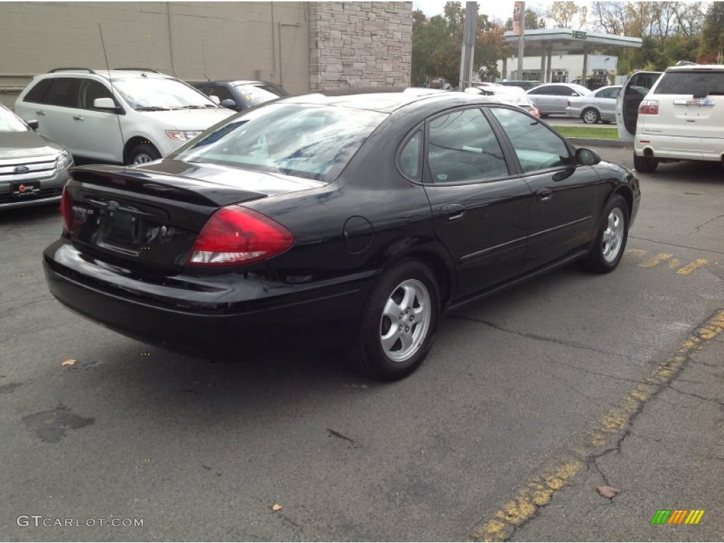 2006 Taurus SE - Black / Medium/Dark Pebble Beige photo #7