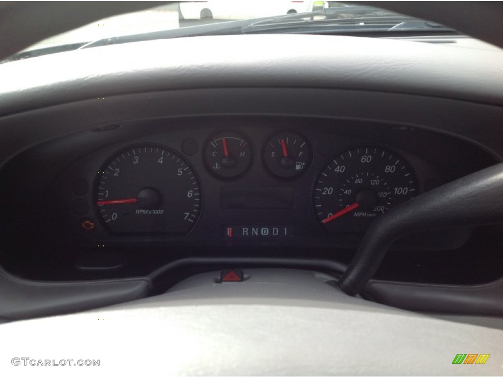 2006 Taurus SE - Black / Medium/Dark Pebble Beige photo #14