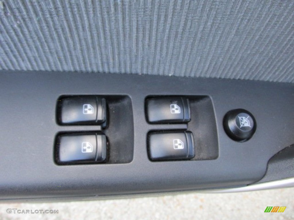 2010 Aveo Aveo5 LT - Summit White / Charcoal photo #11