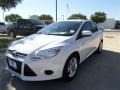 2014 Oxford White Ford Focus SE Sedan  photo #1