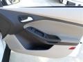 2014 Oxford White Ford Focus SE Sedan  photo #10