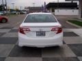 Super White - Camry SE Photo No. 4