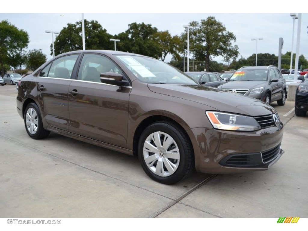 Toffee Brown Metallic 2013 Volkswagen Jetta SE Sedan Exterior Photo #87070095