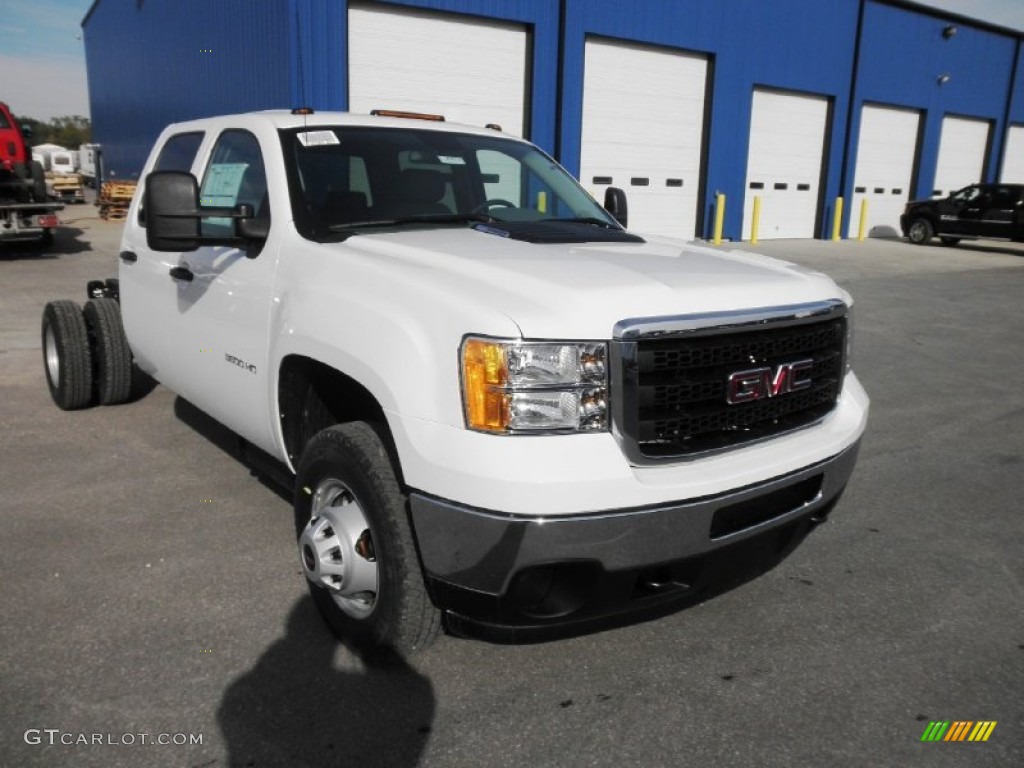 2014 GMC Sierra 3500HD Crew Cab 4x4 Dually Chassis Exterior Photos