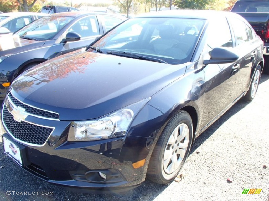 2014 Cruze LS - Blue Ray Metallic / Jet Black/Medium Titanium photo #1