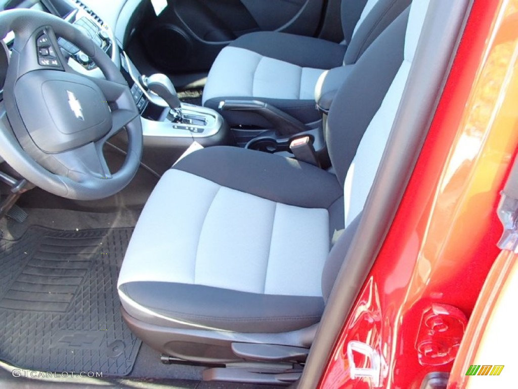 2014 Cruze LS - Red Hot / Jet Black/Medium Titanium photo #4