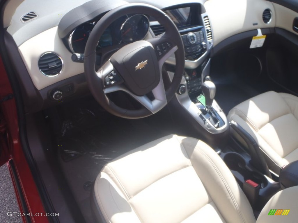 2014 Cruze LTZ - Crystal Red Tintcoat / Cocoa/Light Neutral photo #10