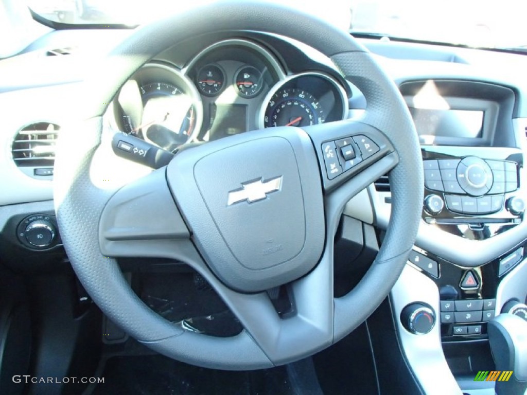 2014 Cruze LS - Atlantis Blue Metallic / Jet Black/Medium Titanium photo #6