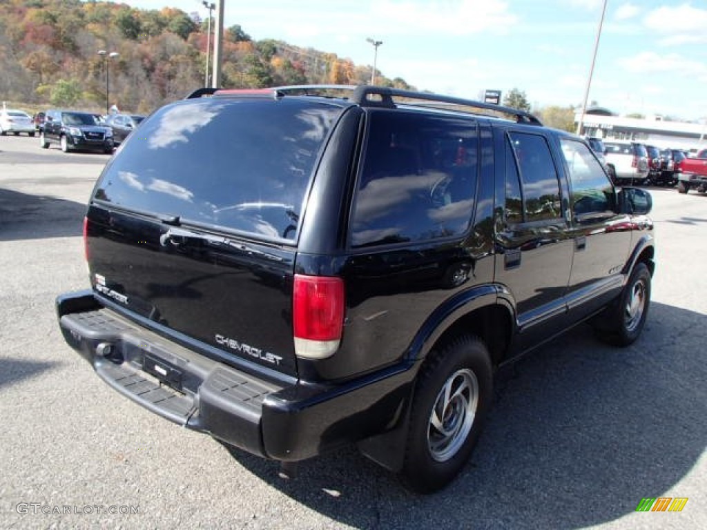 2002 Blazer LS 4x4 - Onyx Black / Graphite photo #4