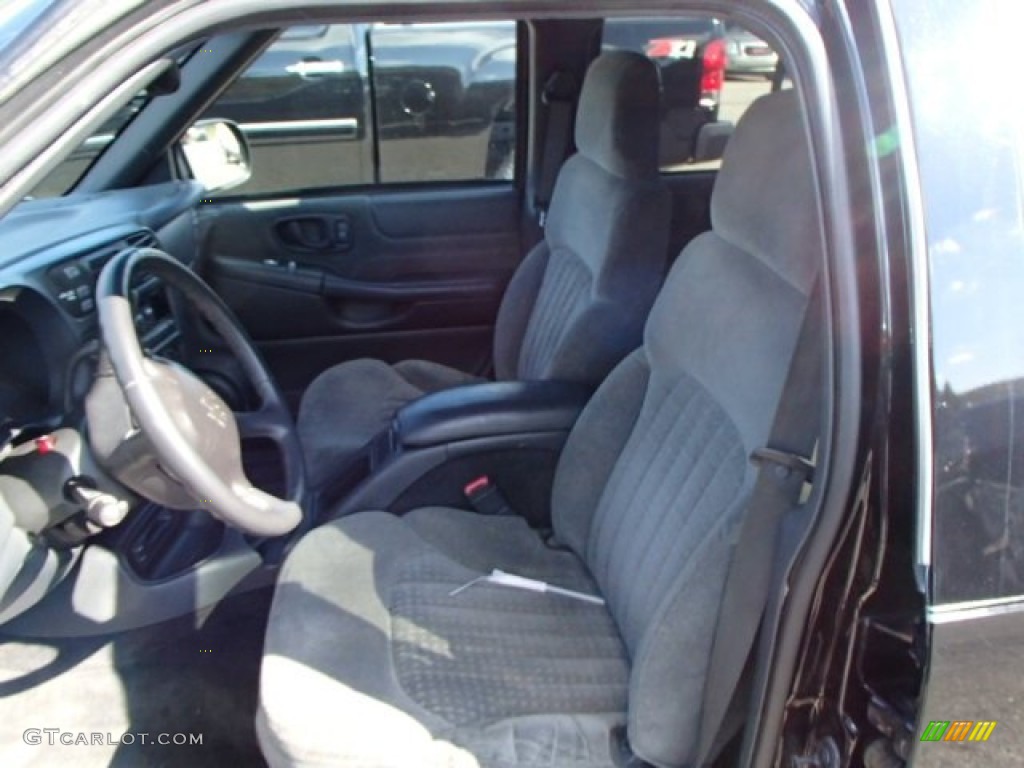2002 Blazer LS 4x4 - Onyx Black / Graphite photo #8