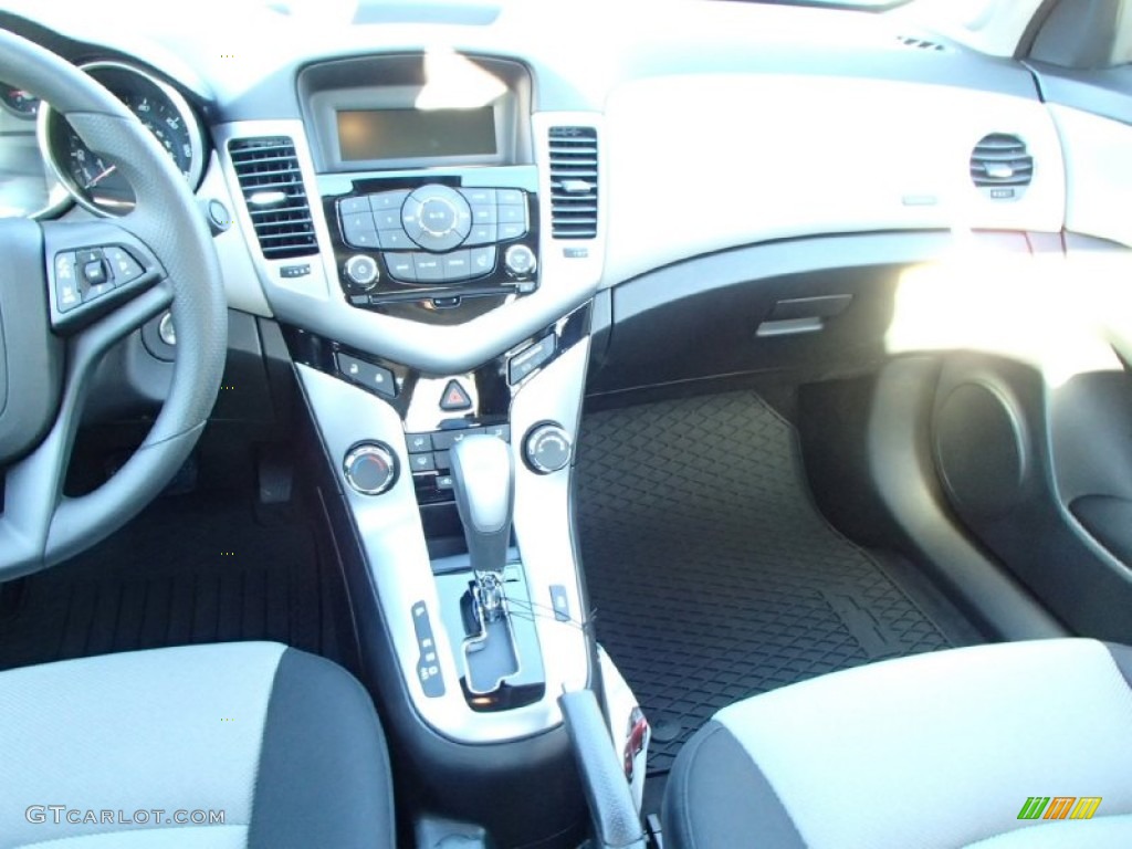 2014 Cruze LS - Black Granite Metallic / Jet Black/Medium Titanium photo #5