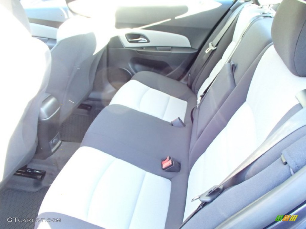 2014 Cruze LS - Atlantis Blue Metallic / Jet Black/Medium Titanium photo #4