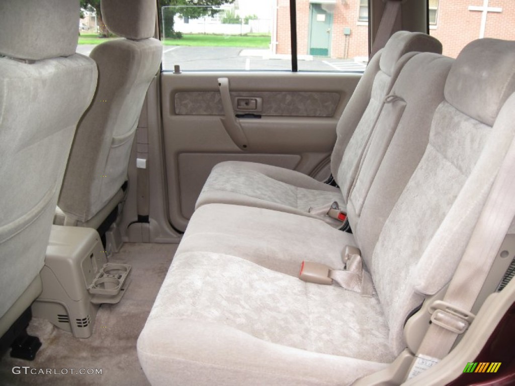 2000 Isuzu Trooper S 4x4 Rear Seat Photo #87076698