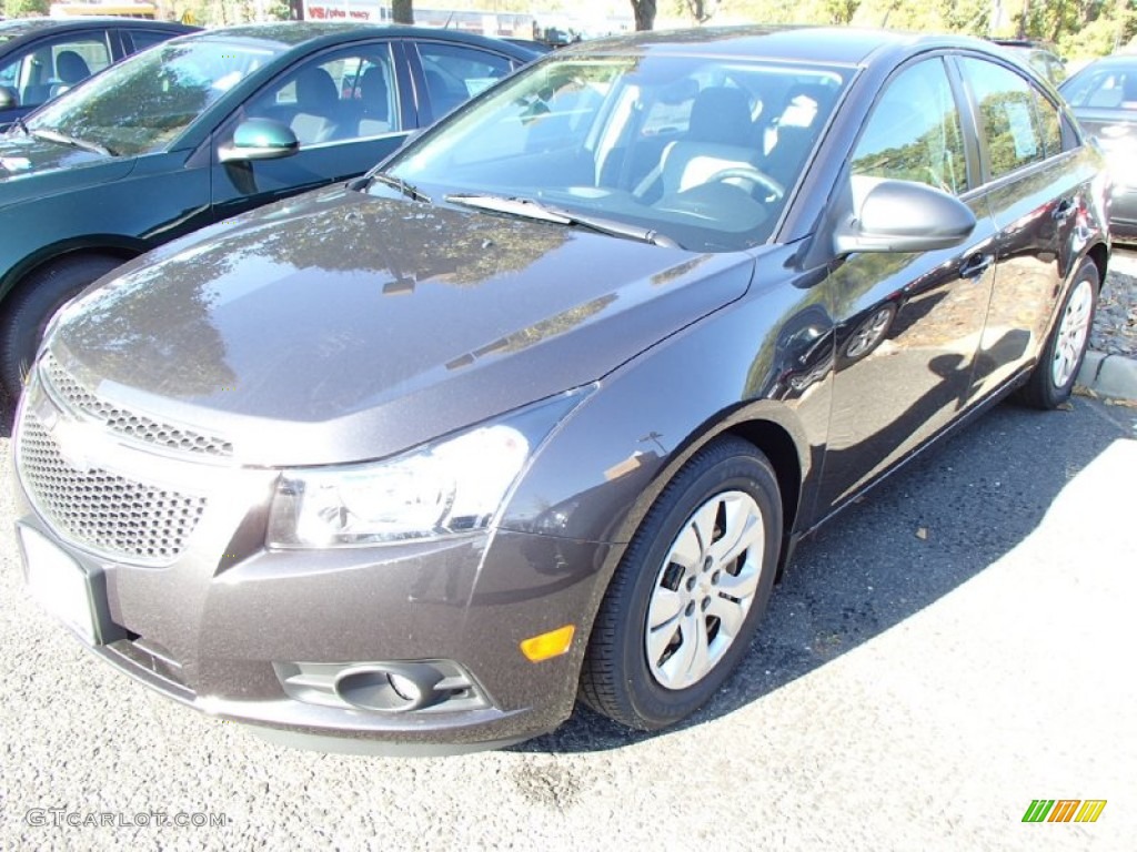 2014 Cruze LS - Tungsten Metallic / Jet Black/Medium Titanium photo #1