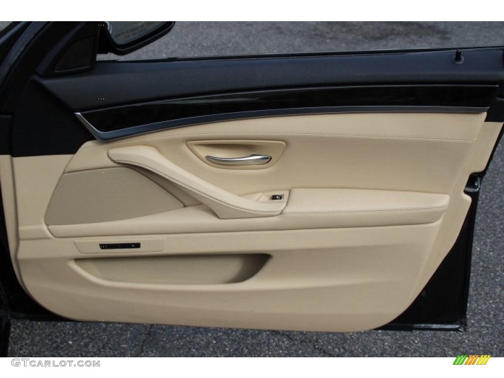 2011 5 Series 550i Sedan - Dark Graphite Metallic / Venetian Beige photo #25