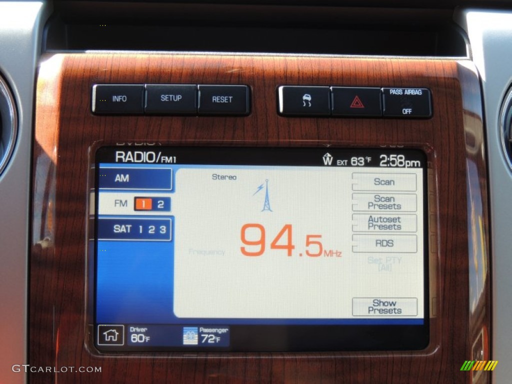 2010 F150 Lariat SuperCrew 4x4 - Ingot Silver Metallic / Black photo #19