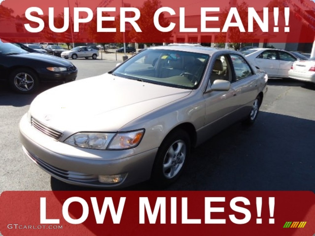 1997 ES 300 - Cashmere Beige Metallic / Ivory photo #1