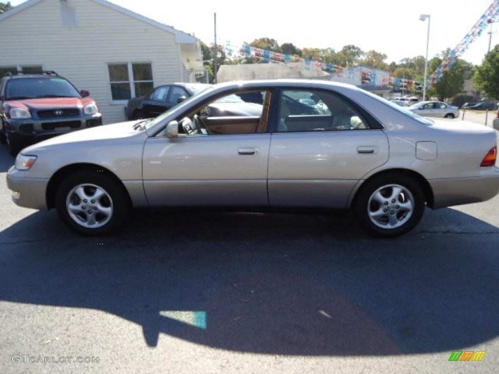 1997 ES 300 - Cashmere Beige Metallic / Ivory photo #3