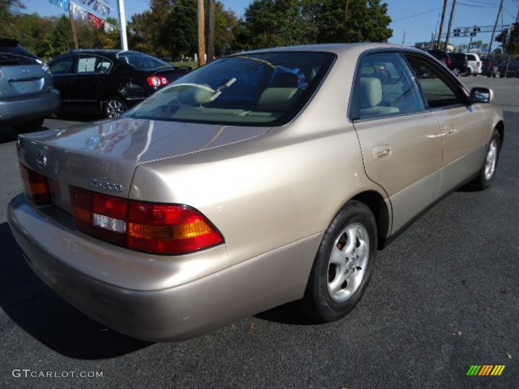 1997 ES 300 - Cashmere Beige Metallic / Ivory photo #6
