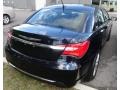 Blackberry Pearl Coat - 200 Limited Sedan Photo No. 3