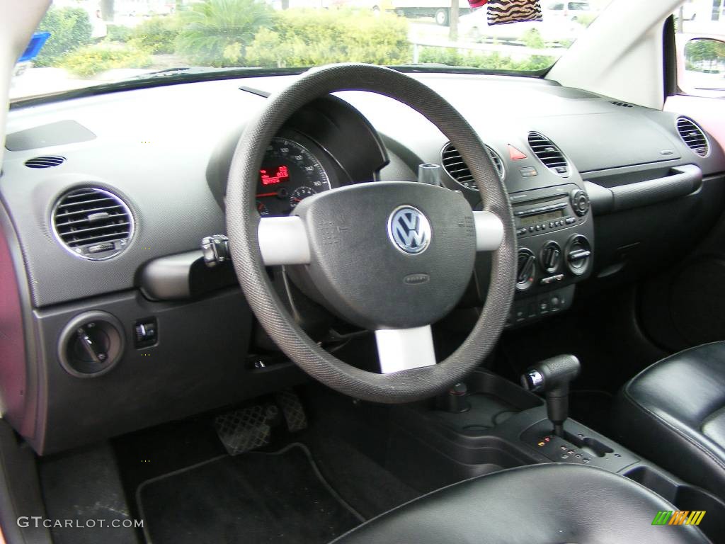 2006 New Beetle 2.5 Convertible - Custom Pink / Black photo #13