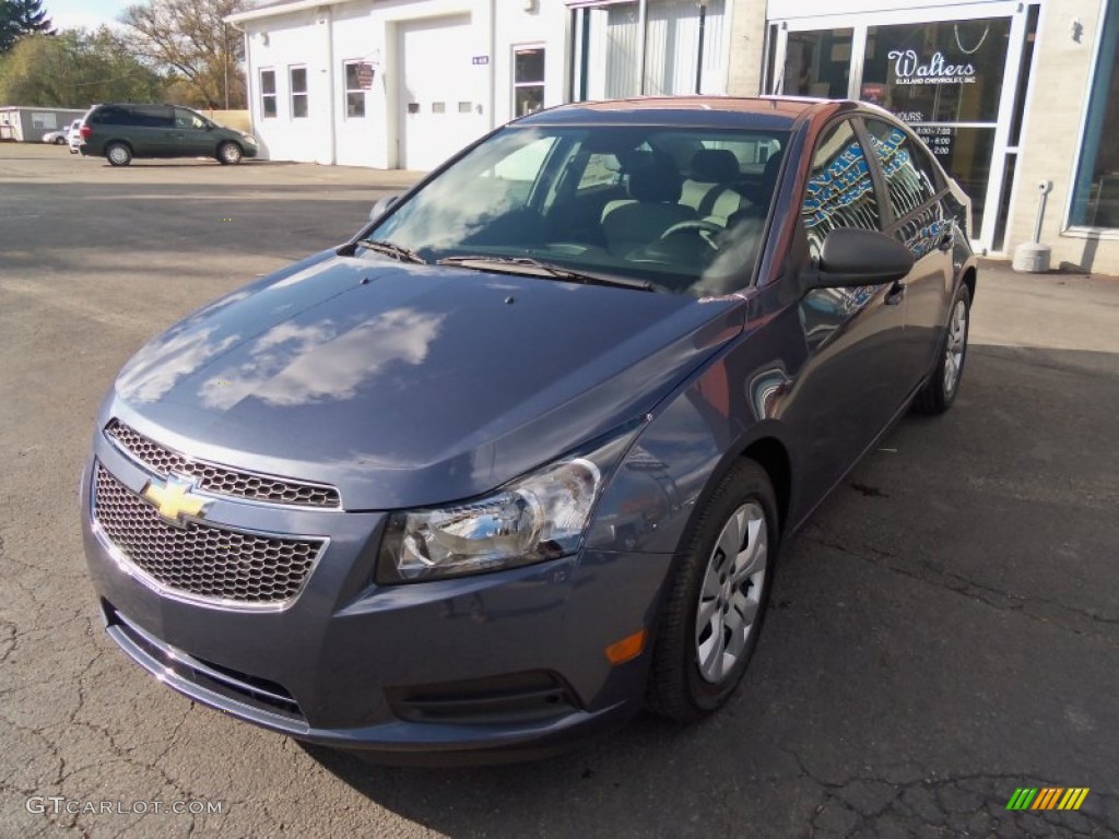 2014 Cruze LS - Atlantis Blue Metallic / Jet Black/Medium Titanium photo #4