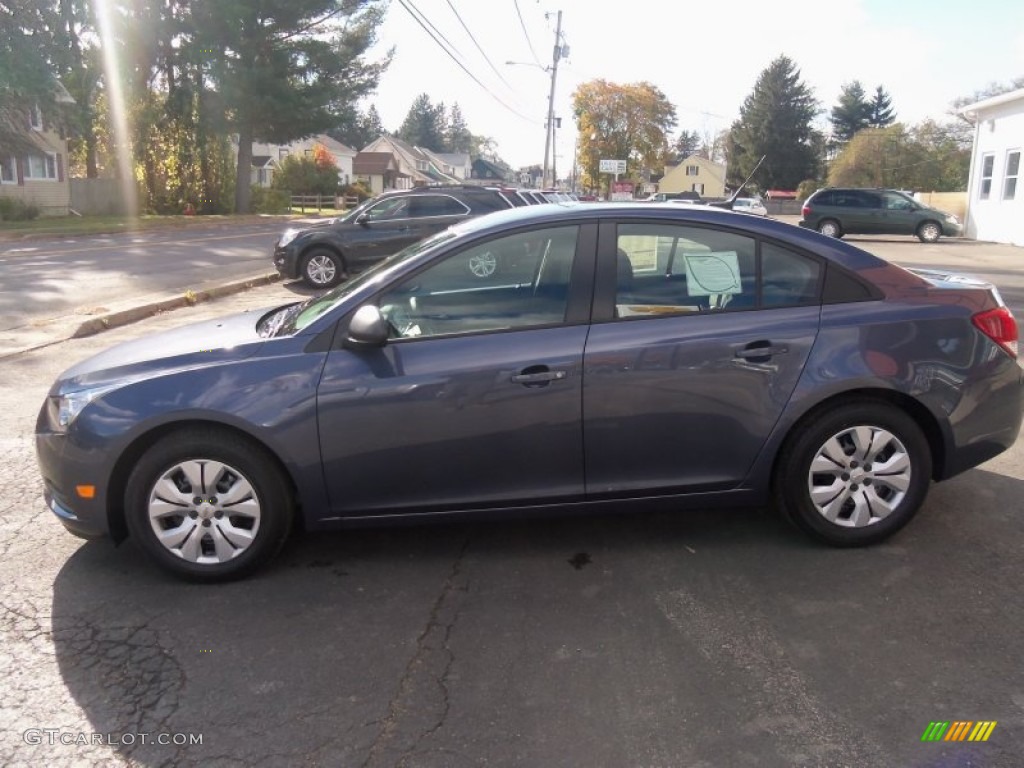 2014 Cruze LS - Atlantis Blue Metallic / Jet Black/Medium Titanium photo #5