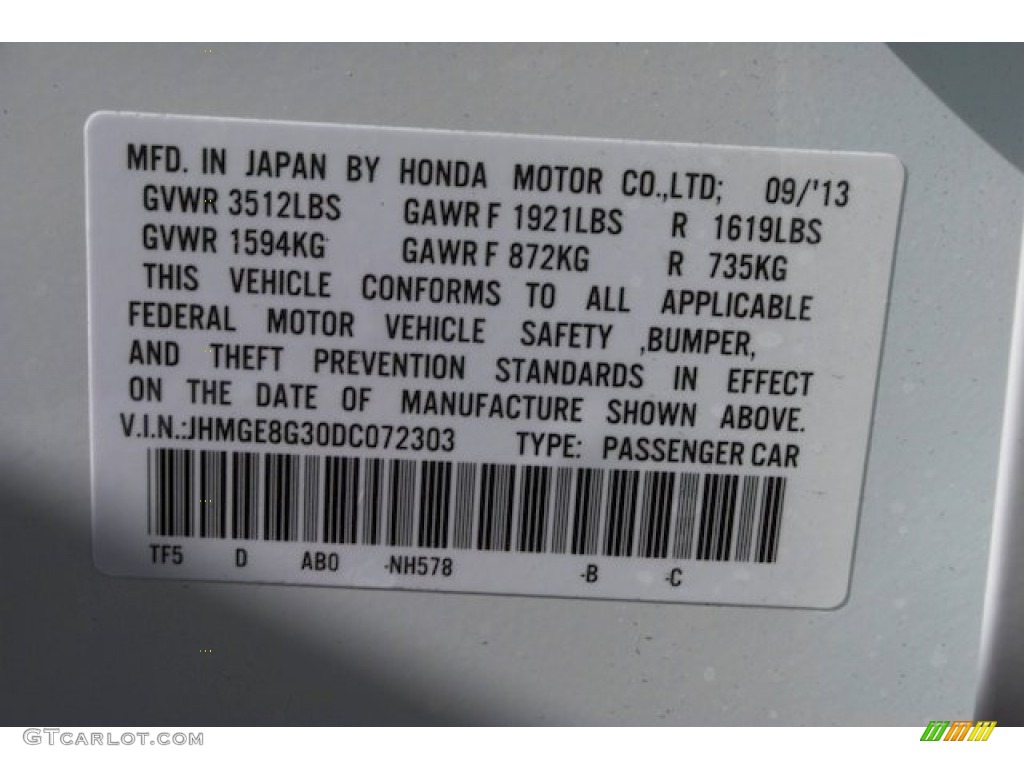 2013 Fit Color Code NH578 for Taffeta White Photo #87092982
