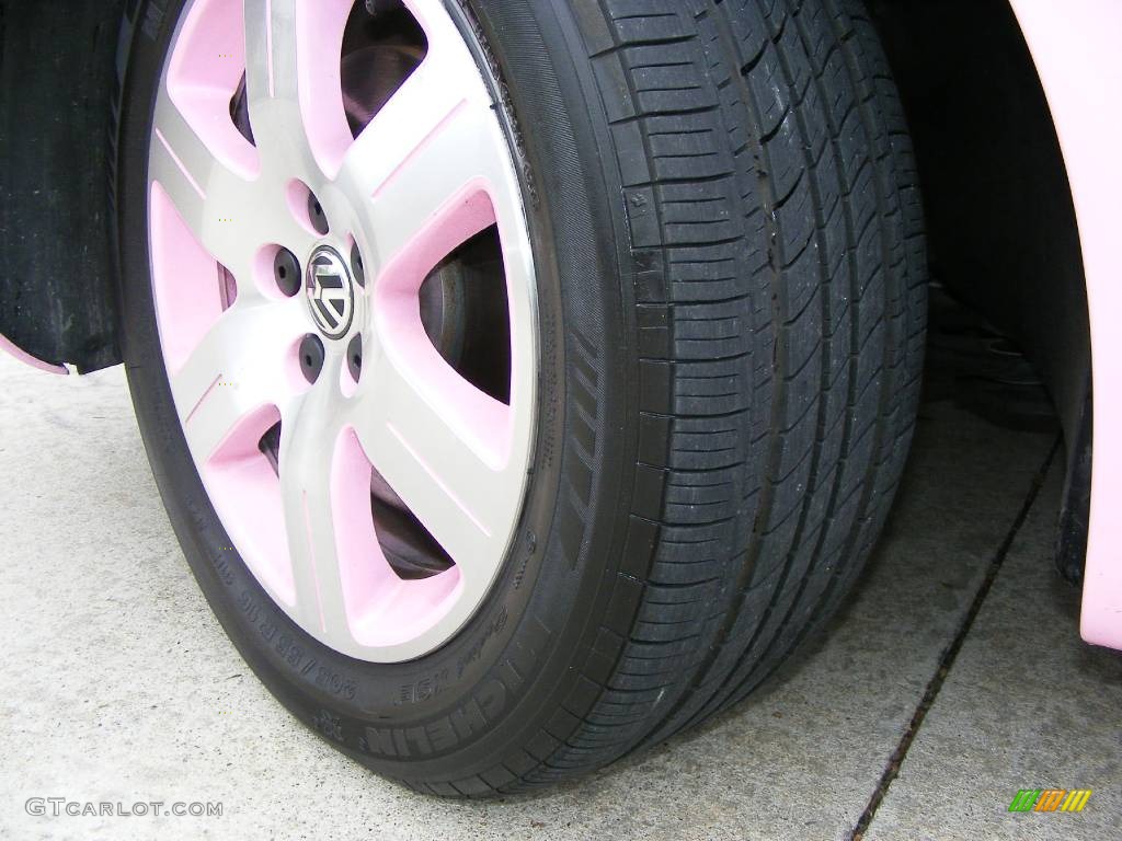 2006 New Beetle 2.5 Convertible - Custom Pink / Black photo #16