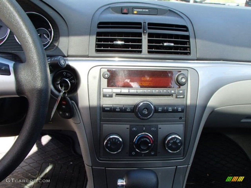 2007 Aura XE - Techno Gray Metallic / Gray photo #16
