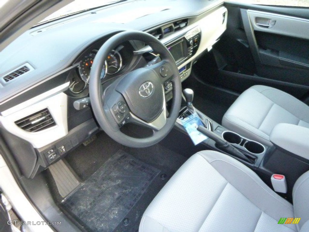 Ash Interior 2014 Toyota Corolla LE Photo #87099396
