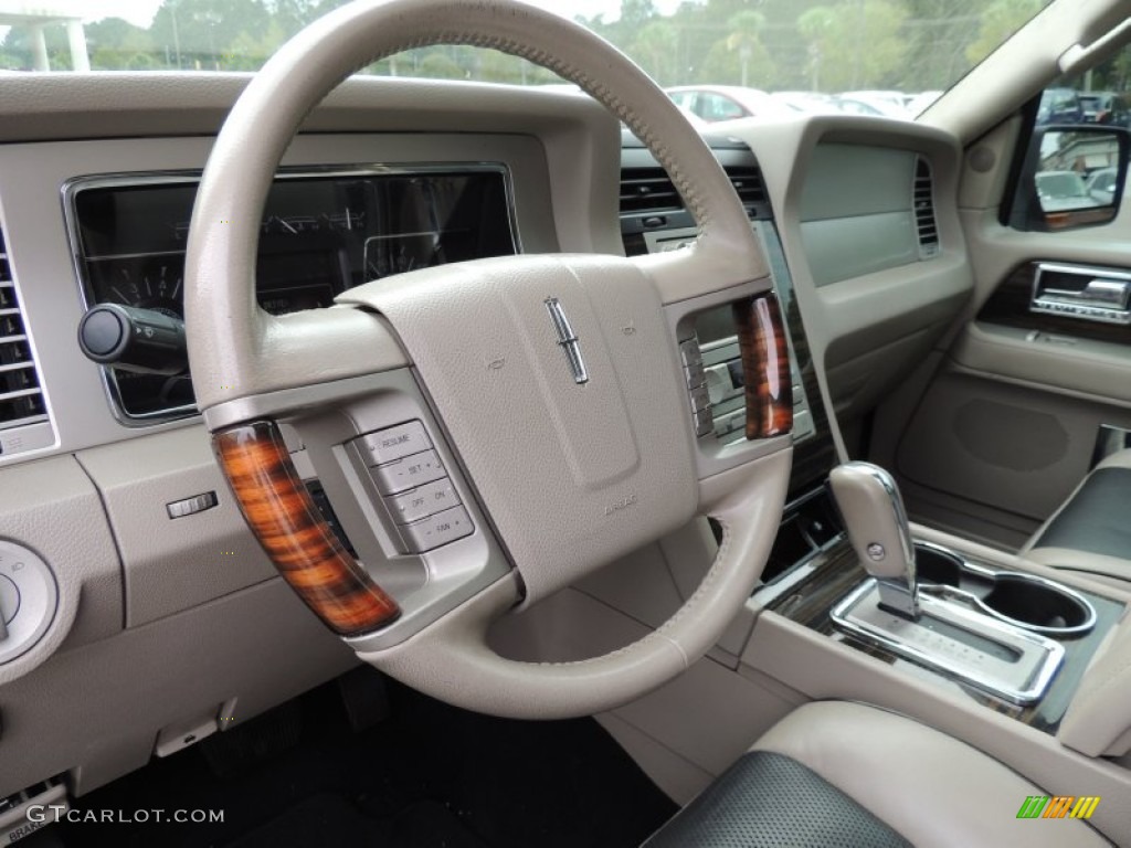2008 Navigator Luxury - Stone Green Metallic / Stone/Black Piping photo #4