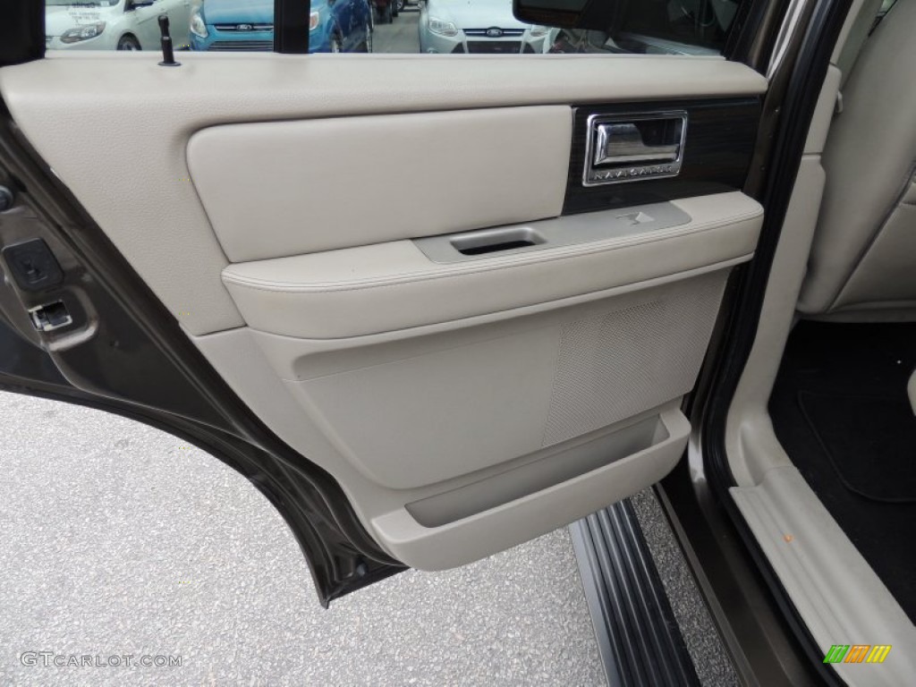 2008 Navigator Luxury - Stone Green Metallic / Stone/Black Piping photo #10