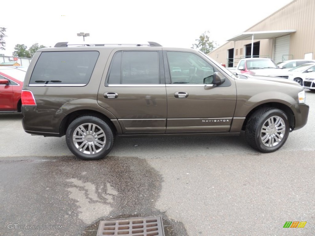 2008 Navigator Luxury - Stone Green Metallic / Stone/Black Piping photo #15