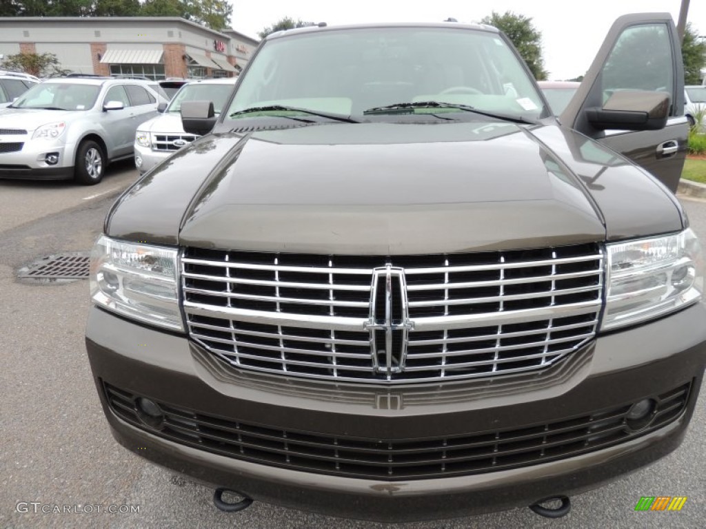 2008 Navigator Luxury - Stone Green Metallic / Stone/Black Piping photo #21