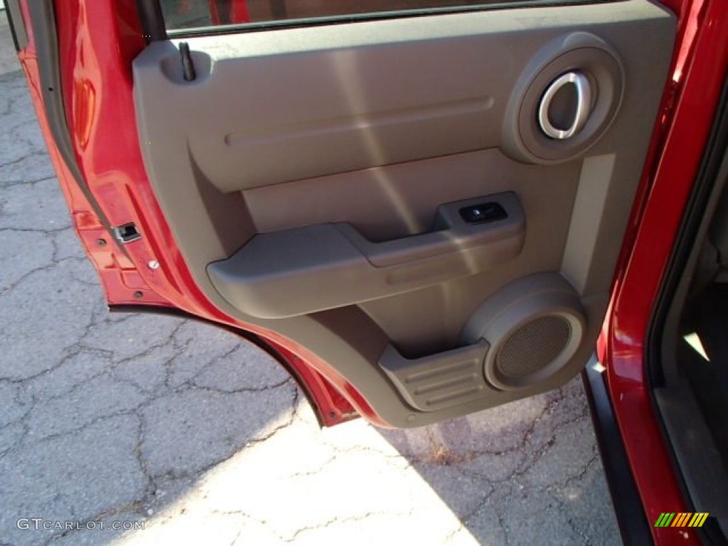 2008 Nitro SXT 4x4 - Inferno Red Crystal Pearl / Dark Khaki/Medium Khaki photo #13