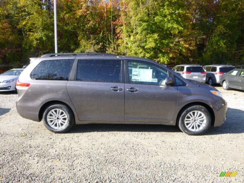 Predawn Gray Mica 2014 Toyota Sienna XLE Exterior Photo #87100410