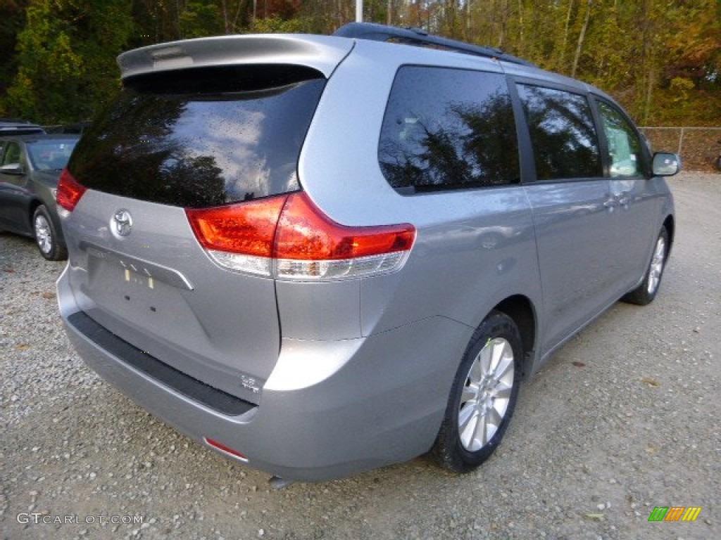 2014 Sienna LE AWD - Silver Sky Metallic / Light Gray photo #3
