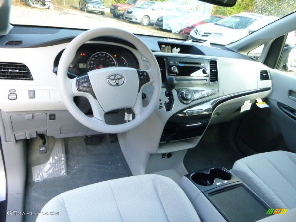 2014 Sienna LE AWD - Silver Sky Metallic / Light Gray photo #13