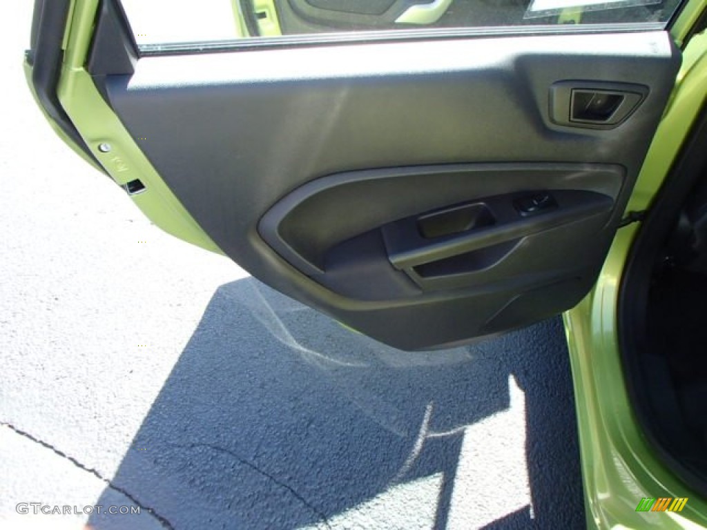 2013 Fiesta SE Hatchback - Lime Squeeze / Charcoal Black photo #13