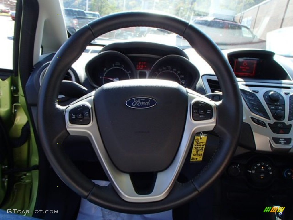 2013 Fiesta SE Hatchback - Lime Squeeze / Charcoal Black photo #18