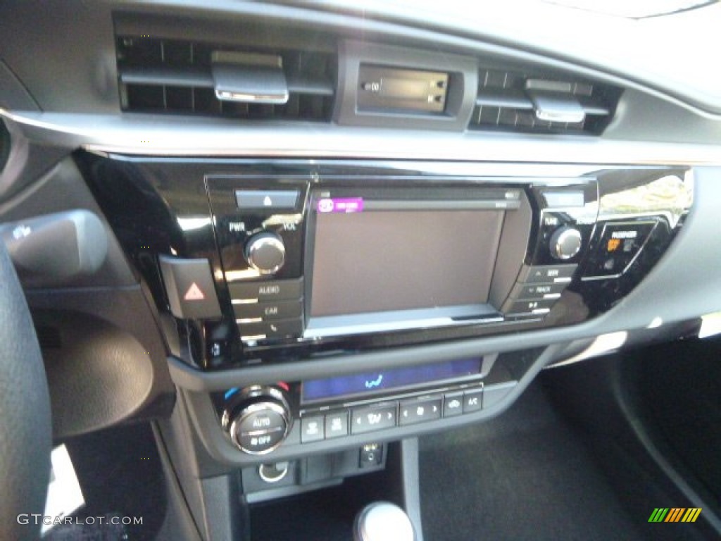 2014 Toyota Corolla LE Eco Controls Photo #87102051