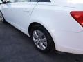 Summit White - Cruze LS Photo No. 4
