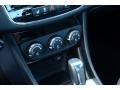 Black - 200 Touring Sedan Photo No. 25