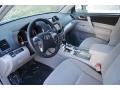 2013 Classic Silver Metallic Toyota Highlander V6 4WD  photo #5