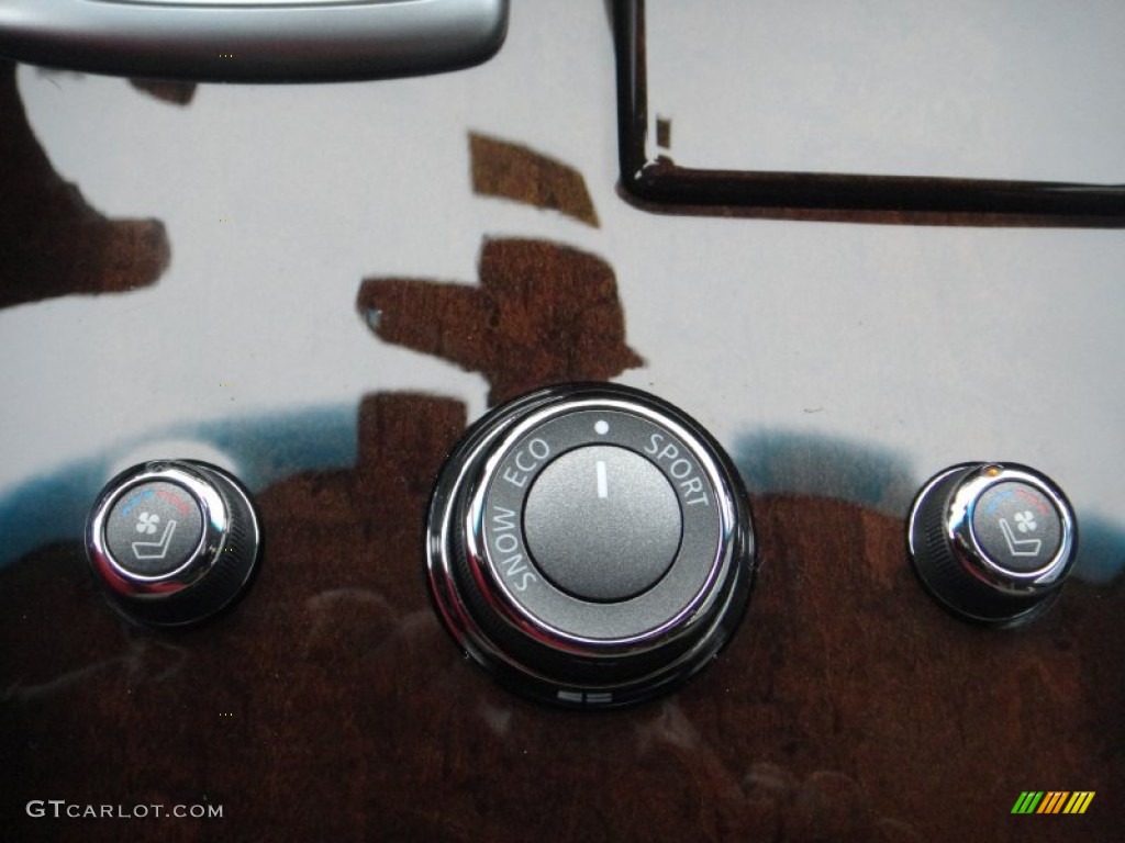 2014 Infiniti QX60 3.5 AWD Controls Photo #87109329