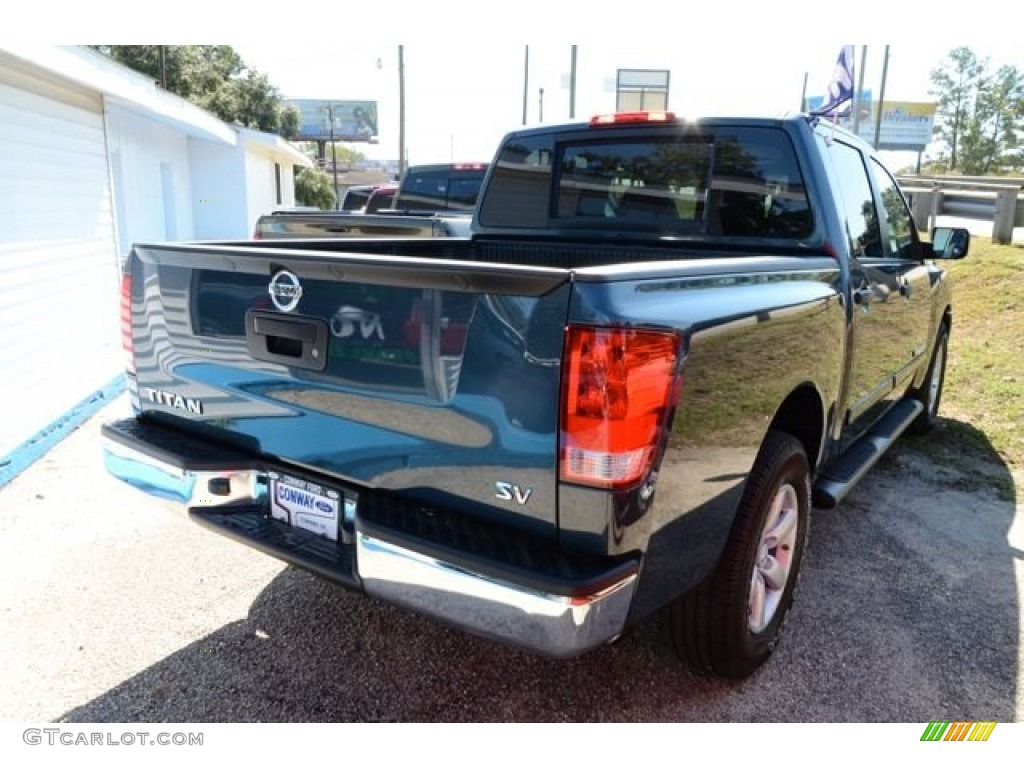 2013 Titan SV Crew Cab - Graphite Blue / Charcoal photo #4